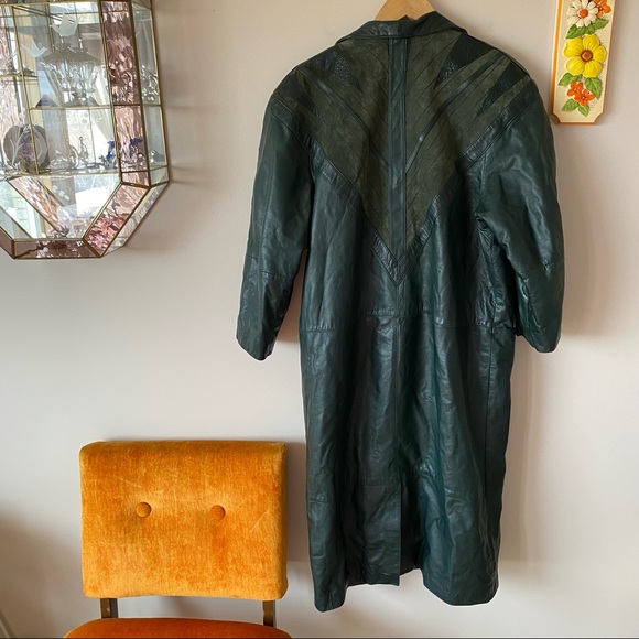 Vintage Green Genuine Leather Trench Coat with Triangle Pattern - Picture 9 of 16